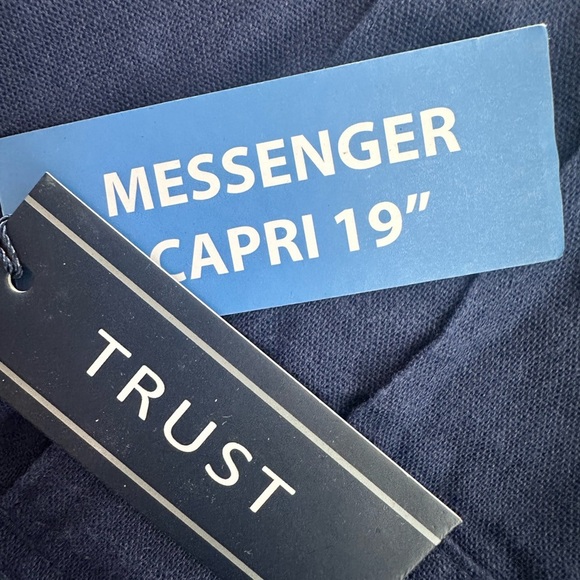 NWT Navy Blue Cargo Capri pants Trust‎ 19" Length Linen blend size 36 - Picture 9 of 11